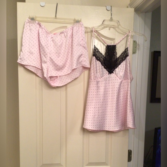 Women’s Sleep Set - Picture 1 of 3